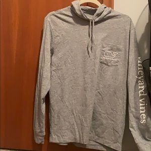 Men’s Vineyard Vines light hooded sweatshirt